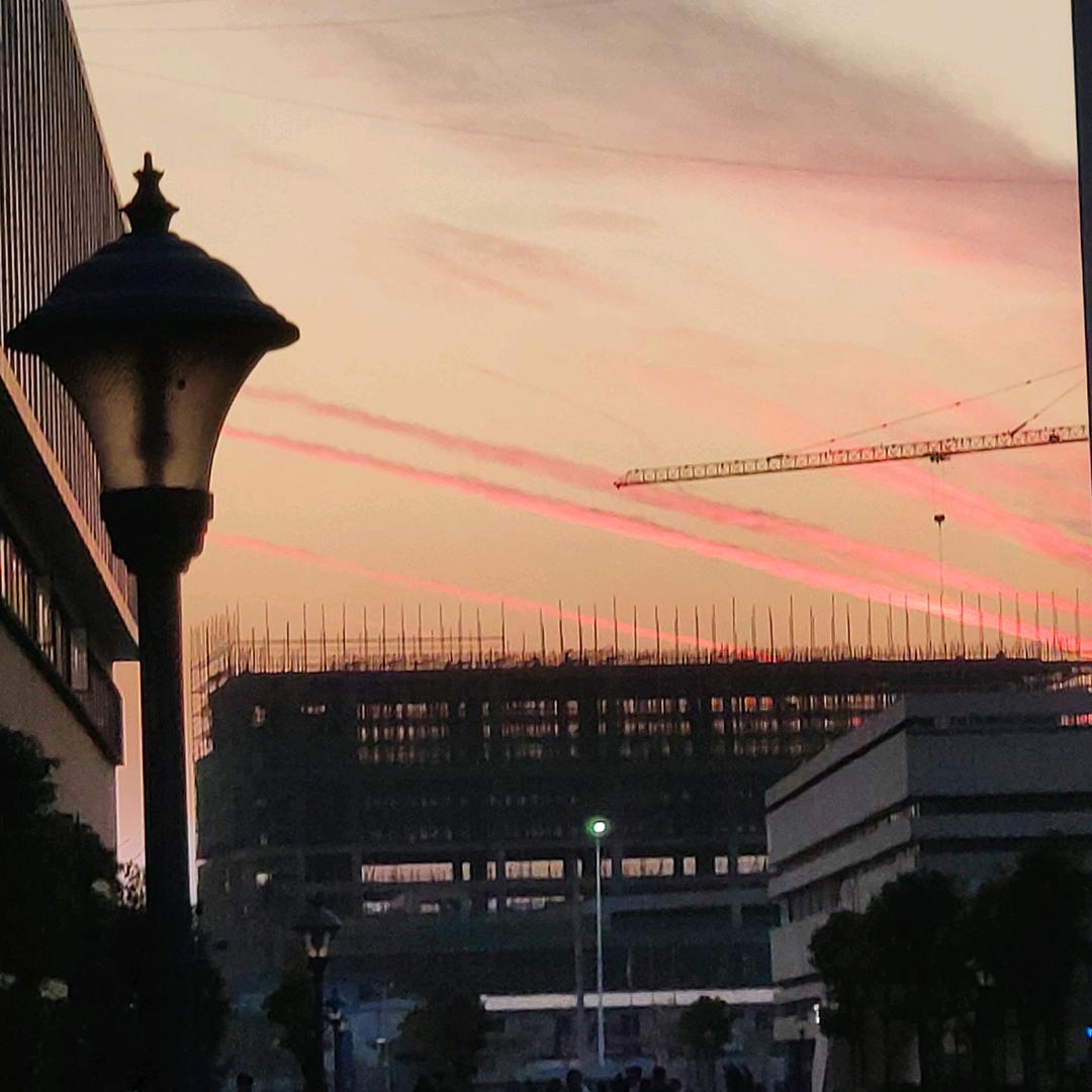 🌈灿灿的粑🌈