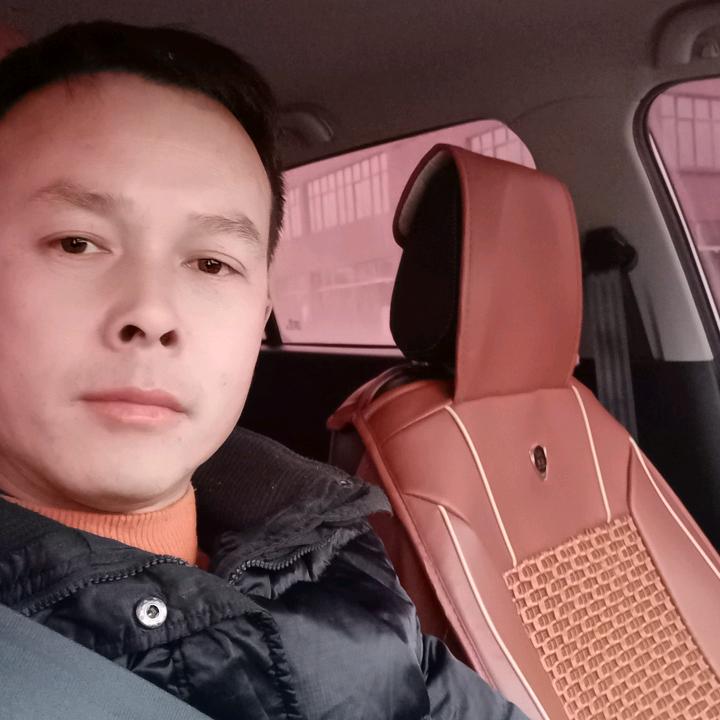 麻城良种牛养殖张