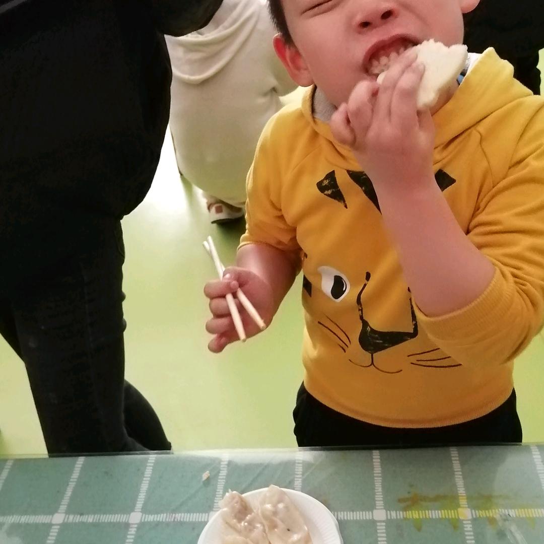 刘妮