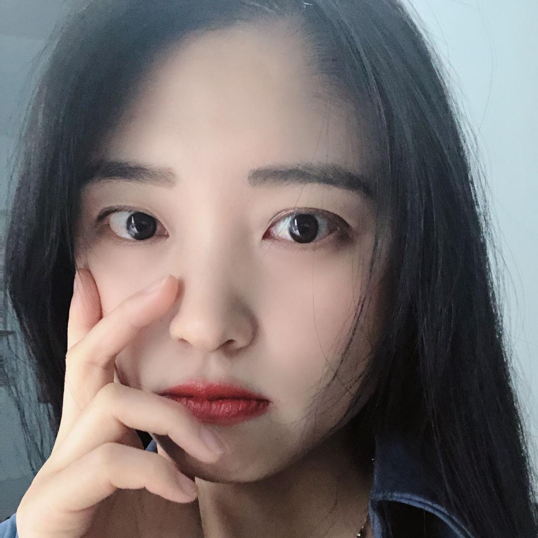 彤彤彤