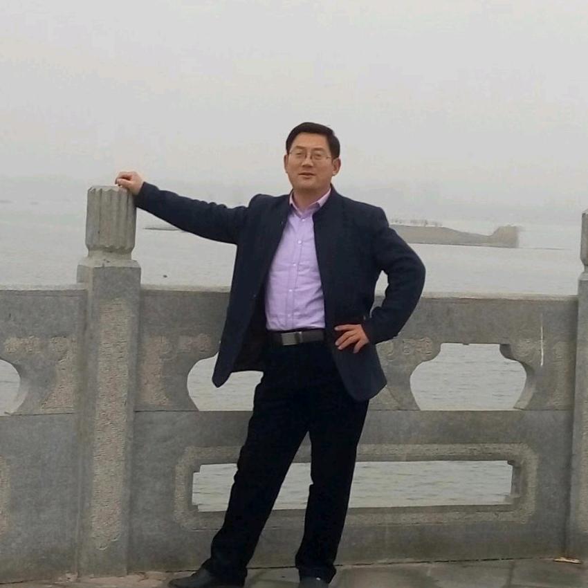 乐  哥