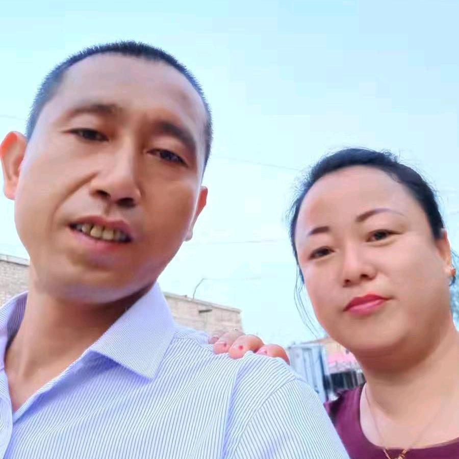 开着大卡去旅游