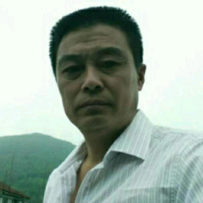李福贵