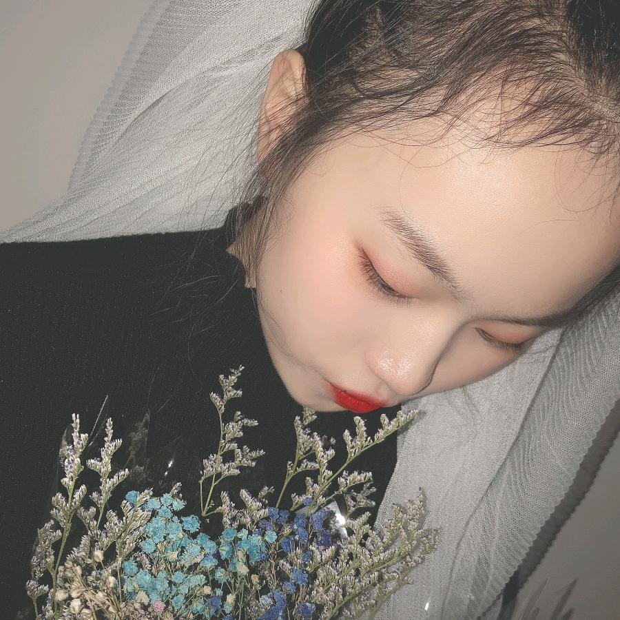 小鲜艳❤