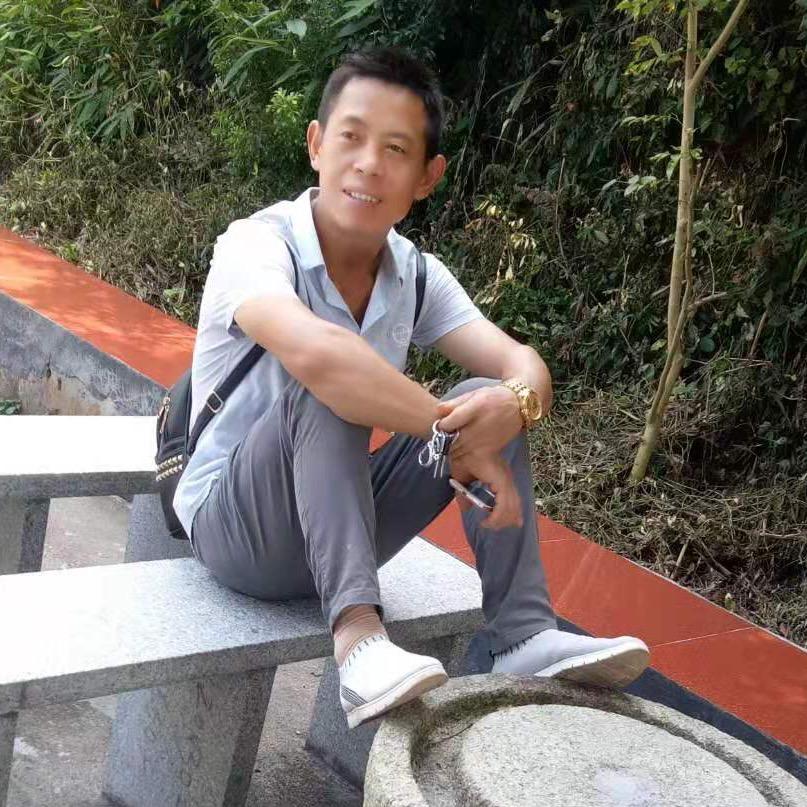 开着拖拉机🚜迎接冬天的到来