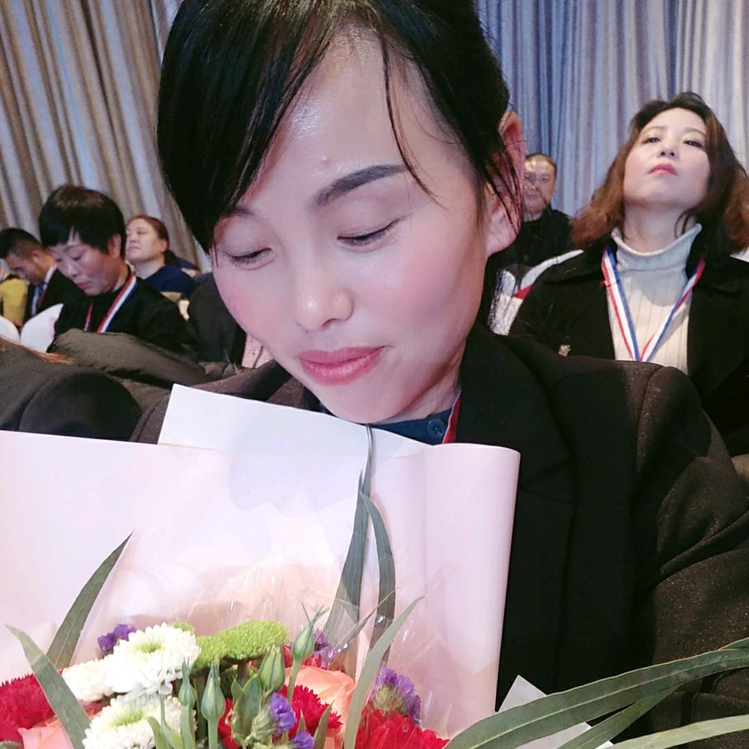 中国人寿吕云芳
