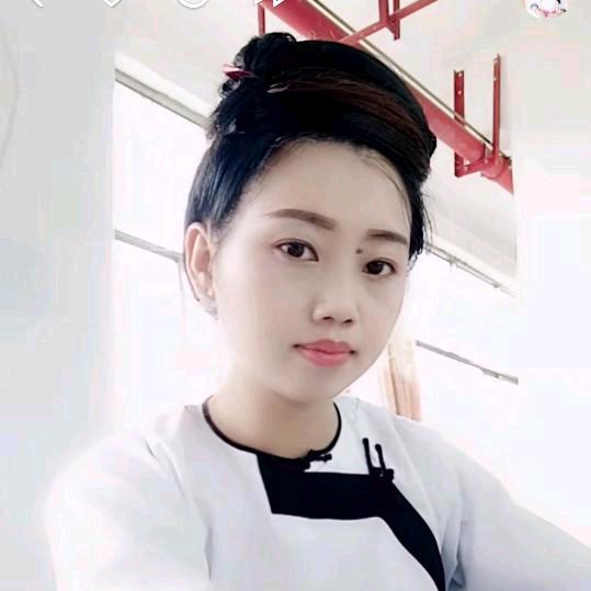 侗族姑娘💅艳儿💋💋💋