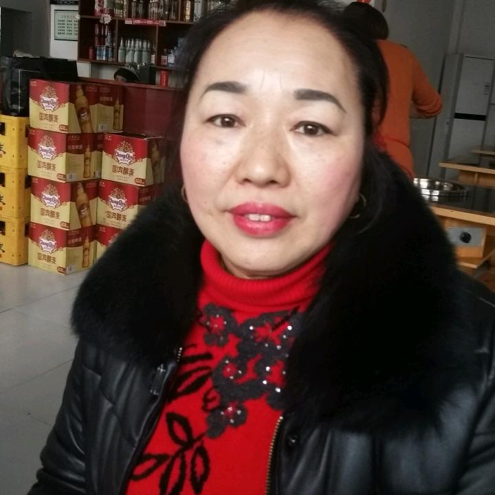 黄来容