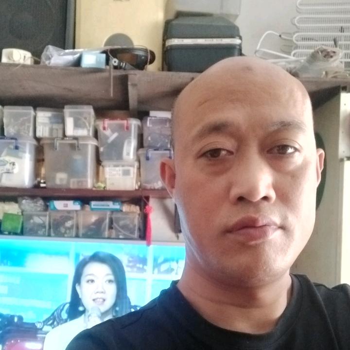 电工维修空调拆装