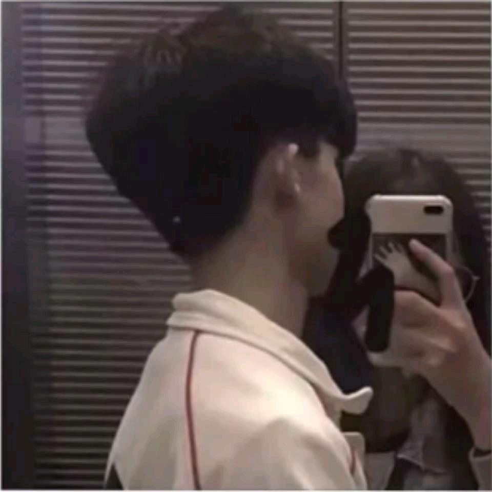 被丢掉的小新