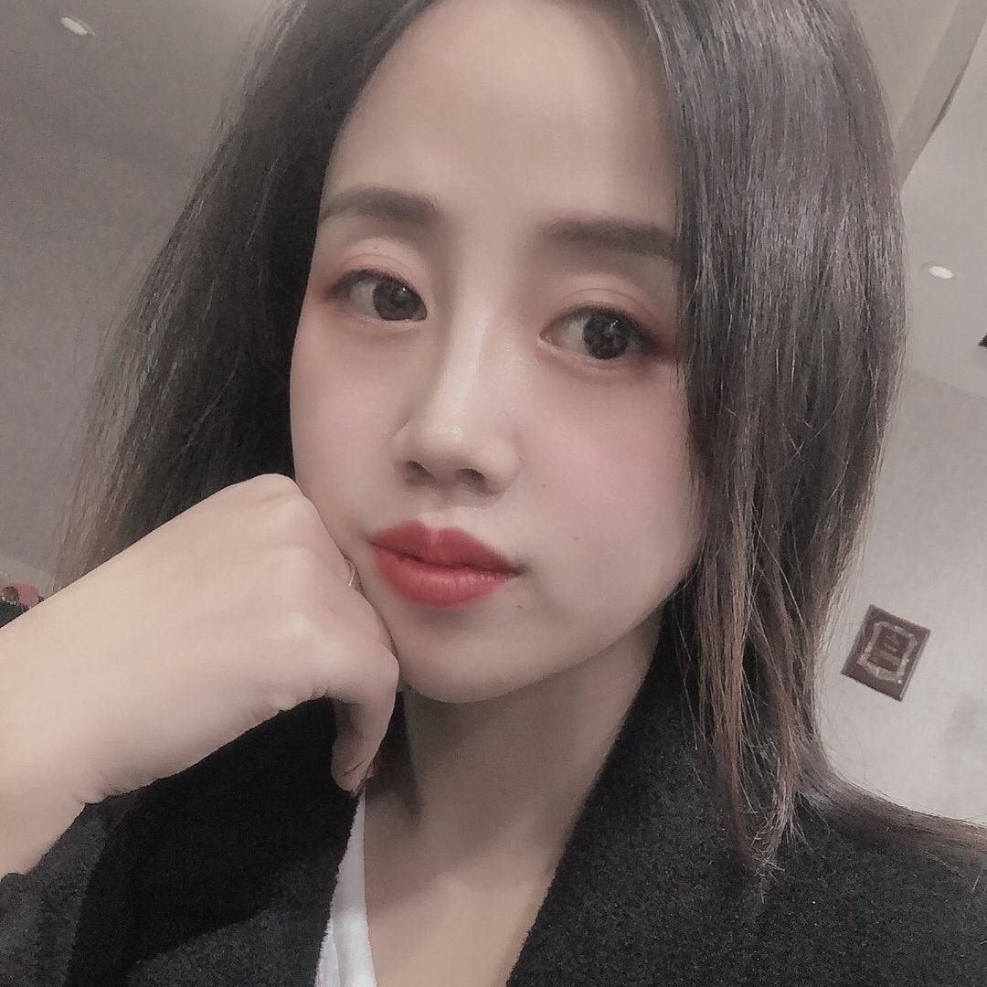 婷王-铂帝雅别墅大门