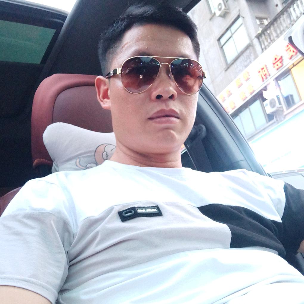 夏天🌈静等有缘人