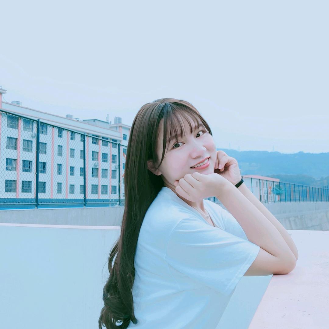 小艺👑