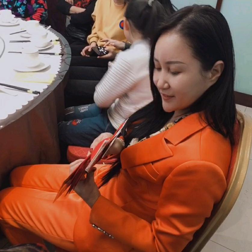 吴晴8888