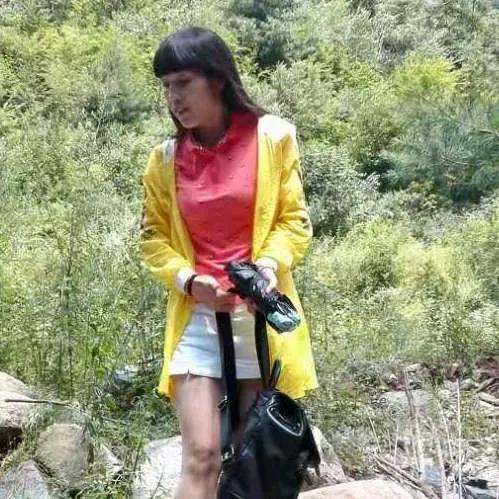 小丽（前路有光，初心莫忘）