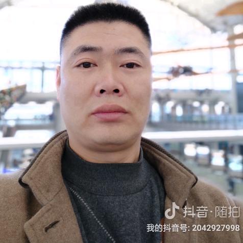地摊华仔
