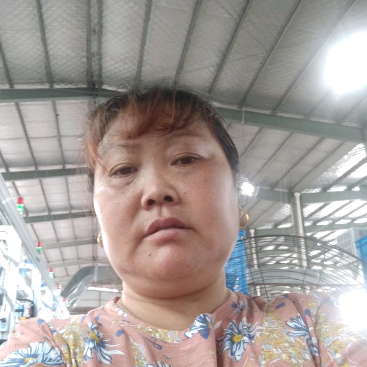 爱玩爱唱何大姐