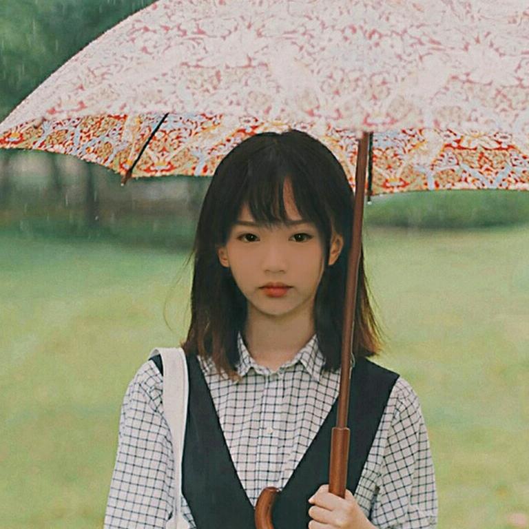 草莓甜🍓