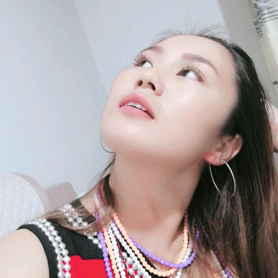 叶布乐，佤族