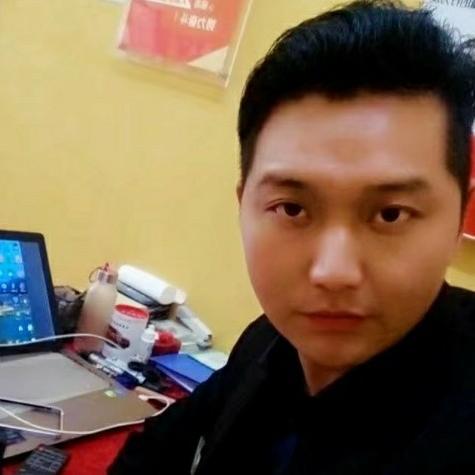 李腾龙