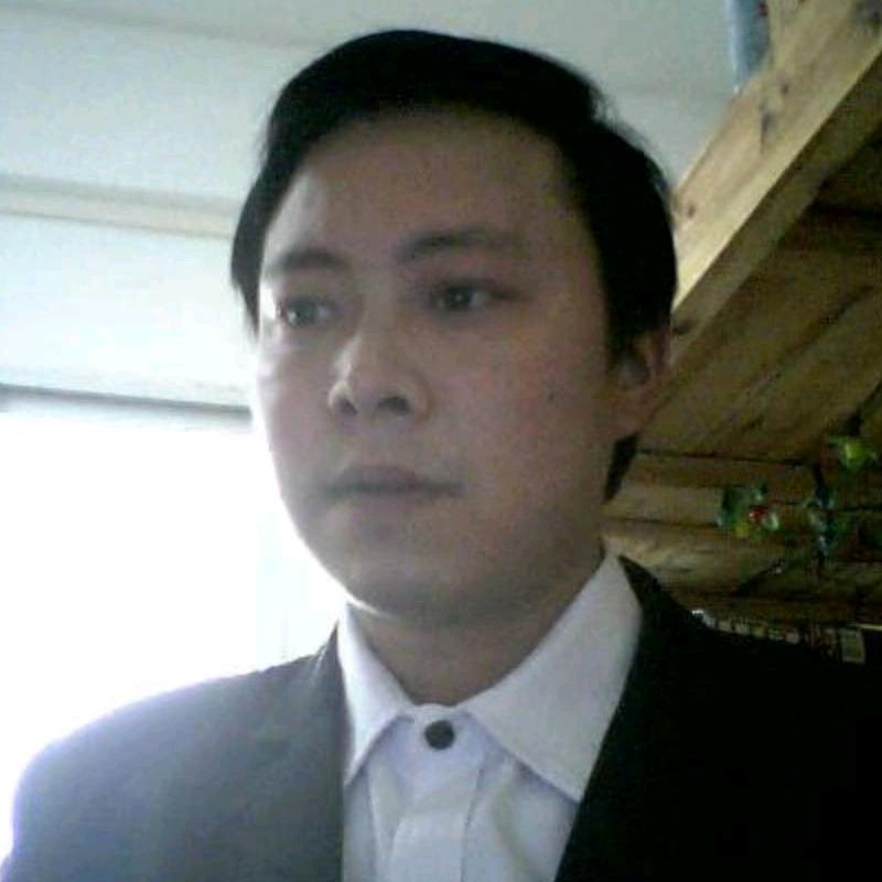 李龙