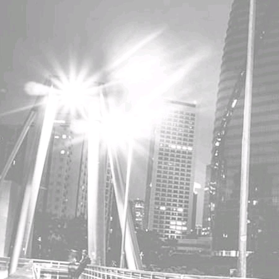 1016846083