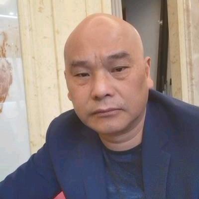 东鹏冠珠瓷砖龚文长