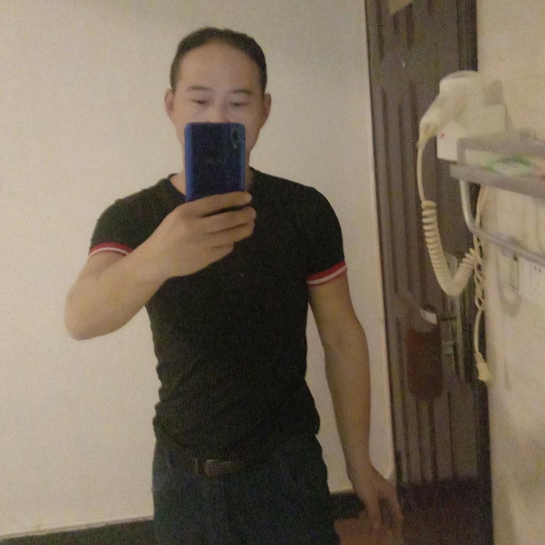 寒江！孤影