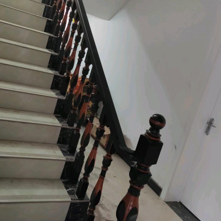 新蔡县明瑞非凡木楼梯
