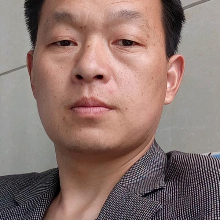 博·强相伴