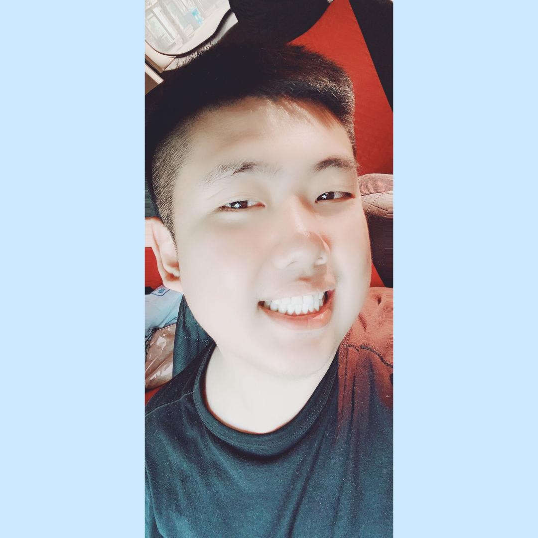 这就是伟伟🎶