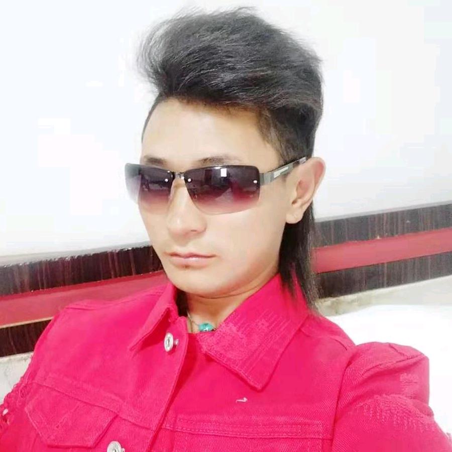查仓男子