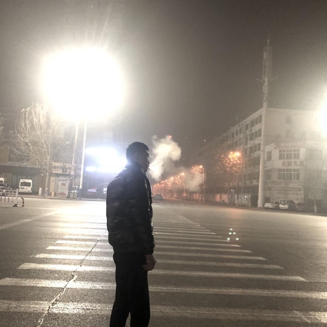 智航。