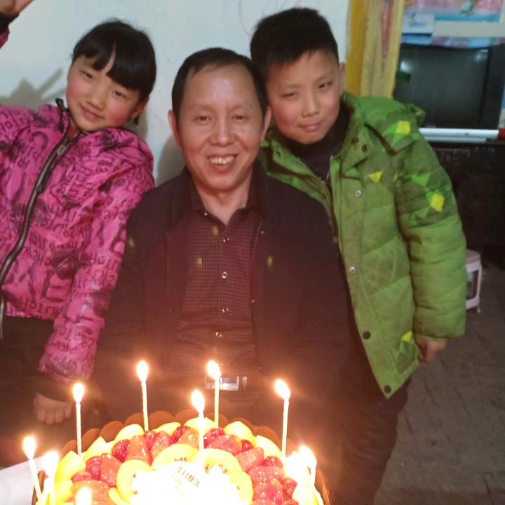 杨伟
