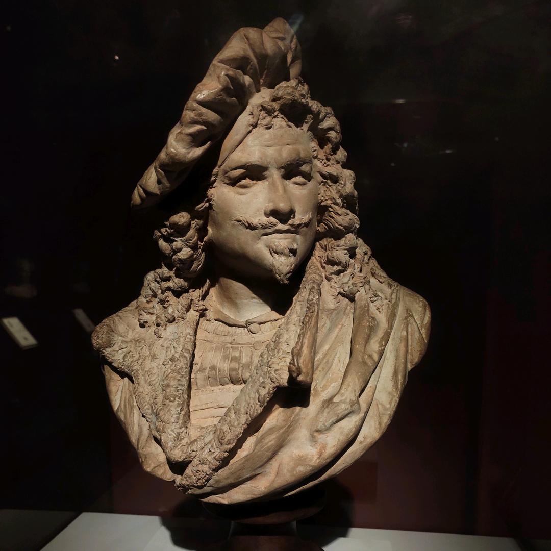 一条长满胡子的鱼