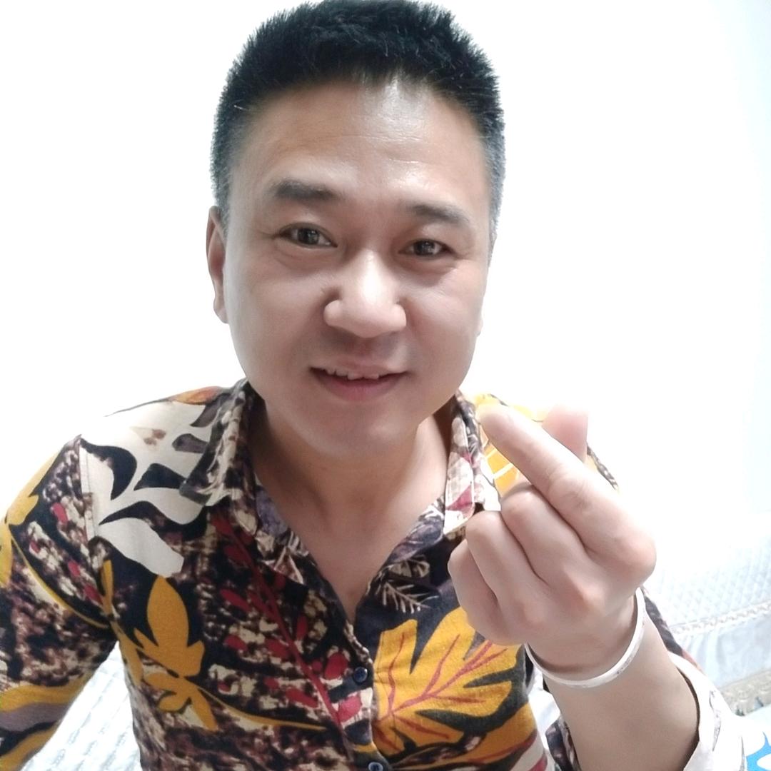 啊纬