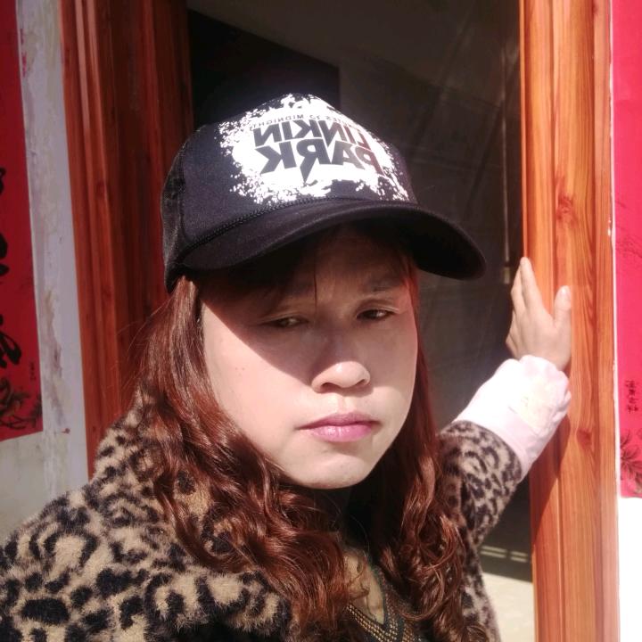 爱笑的女孩