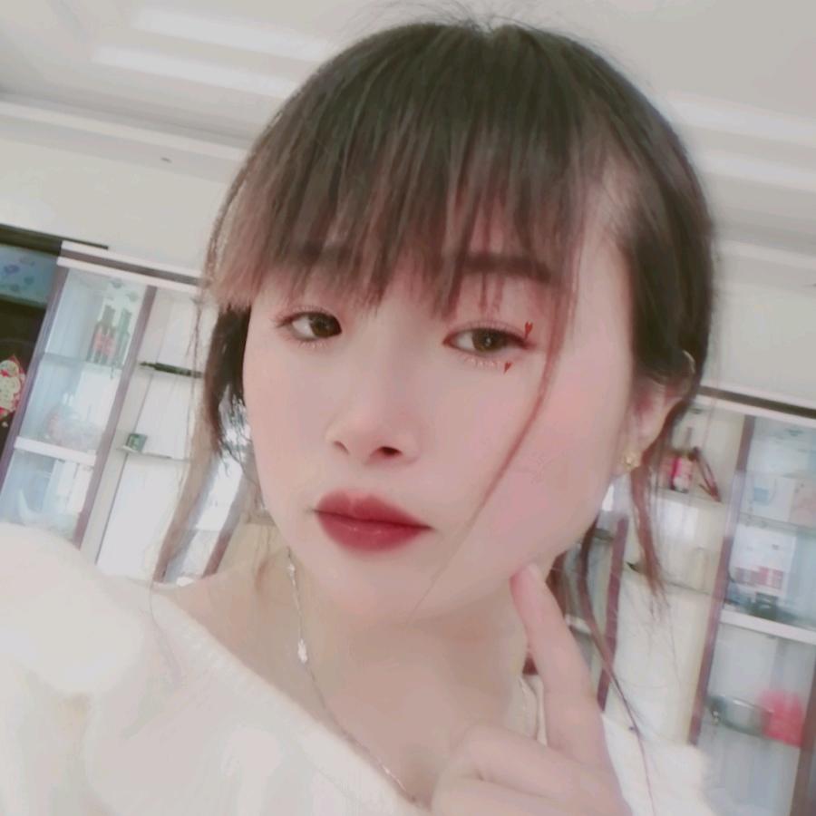 @郑🍒在🌿变富💰ོ:
