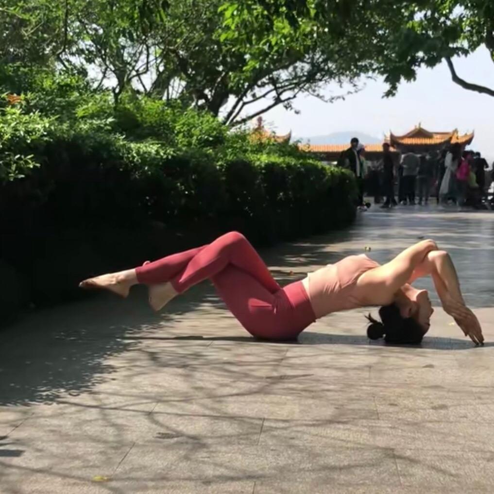 英💋💋