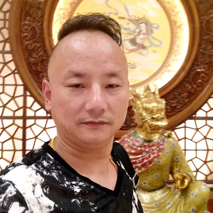 襄阳正鑫二手车批发