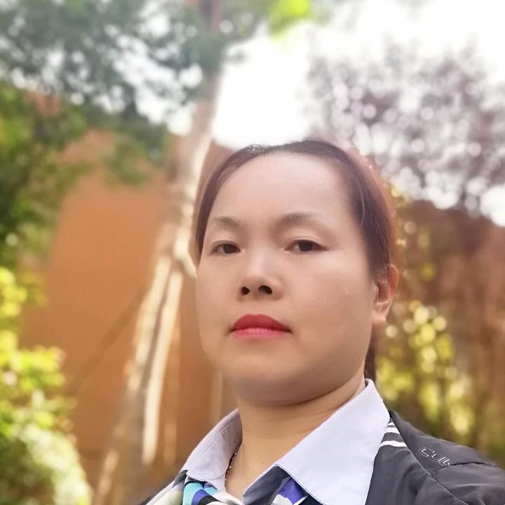 重百电器万州店苏泊尔小张