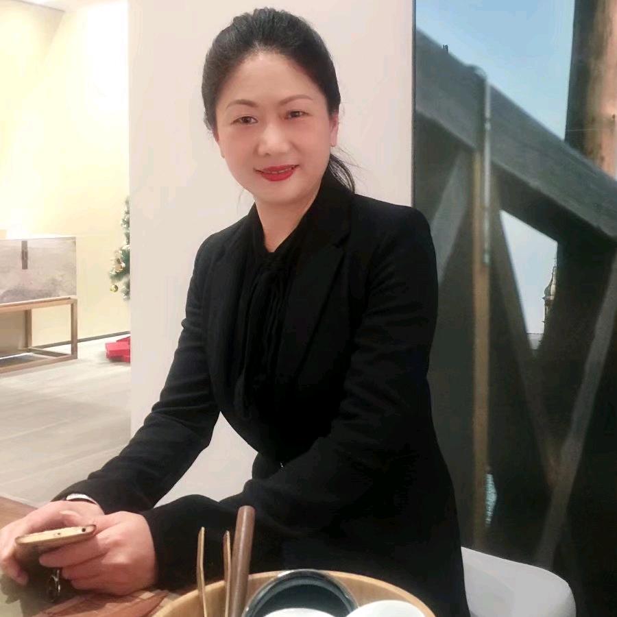 李建英