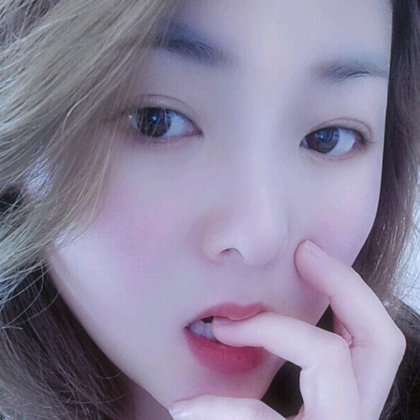 @柳二妮