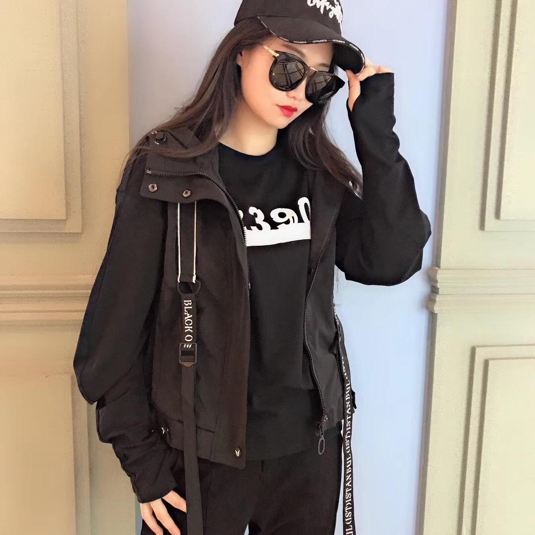 鹰潭市月湖区漠希摩女装