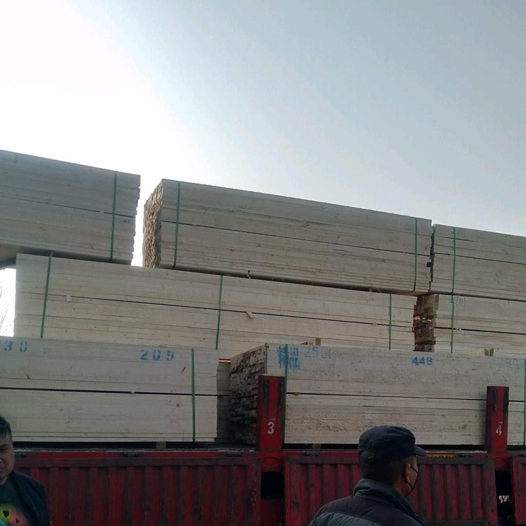 方木模板。平顶山，老梁