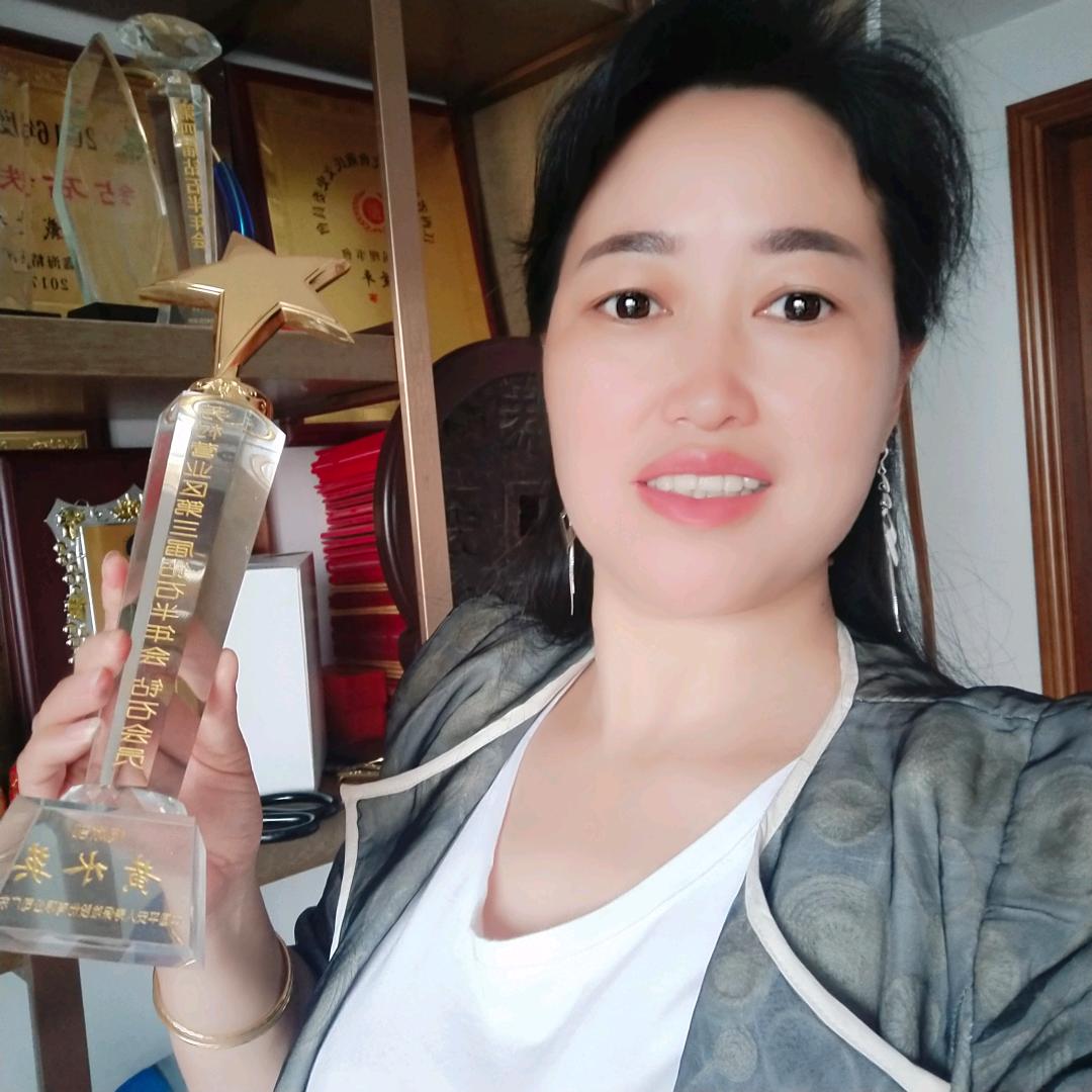 佛山顺德乐从家具.英姐
