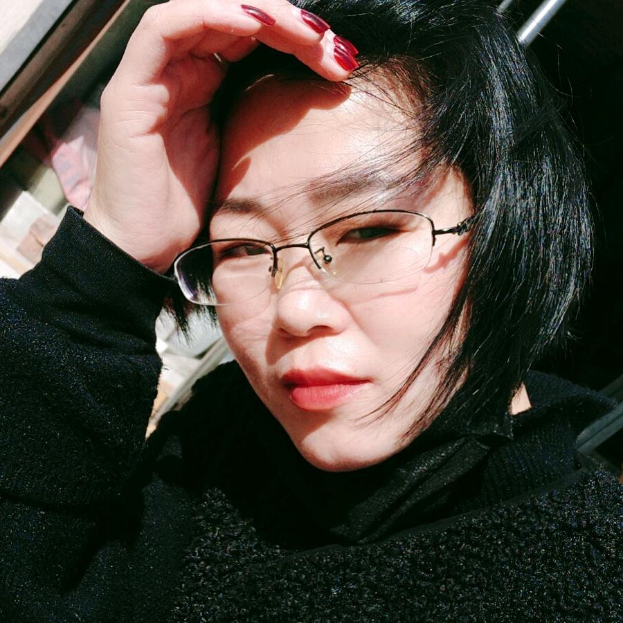 阳毅妈妈