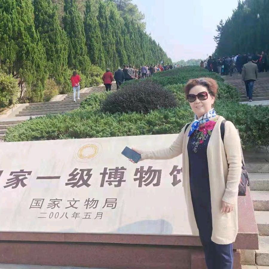 苹果红.