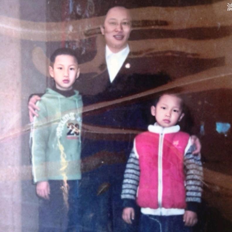 铿锵玫瑰