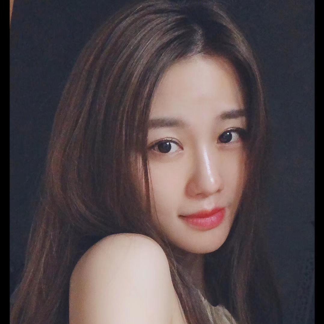 伍玥臻